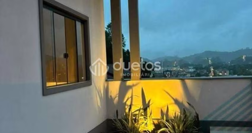 Casa com 2 dormitórios à venda, 85 m² por R$ 419.000,00 - Centro - Guabiruba/SC