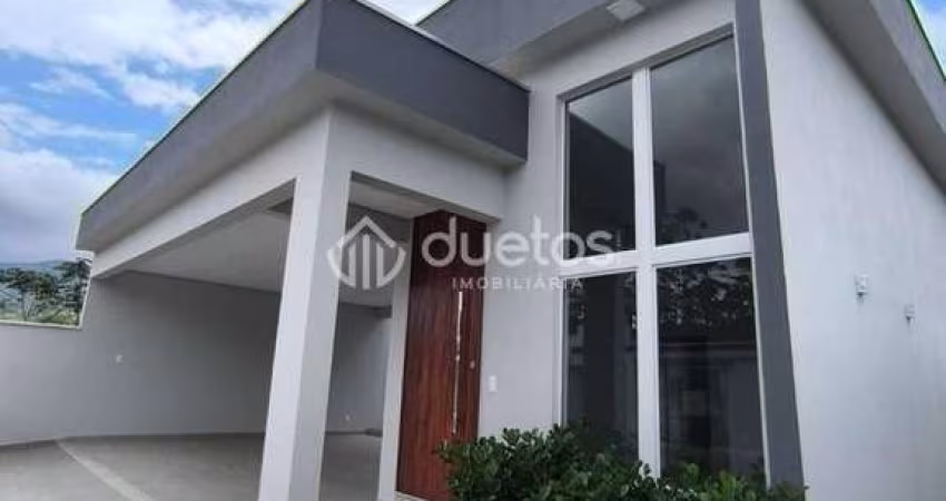 Casa alto padrão à venda no Loteamento Tulipa em Brusque
