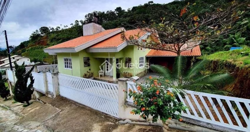 Casa com 3 dormitórios à venda, 120 m² por R$ 535.000,00 - Souza Cruz - Brusque/SC