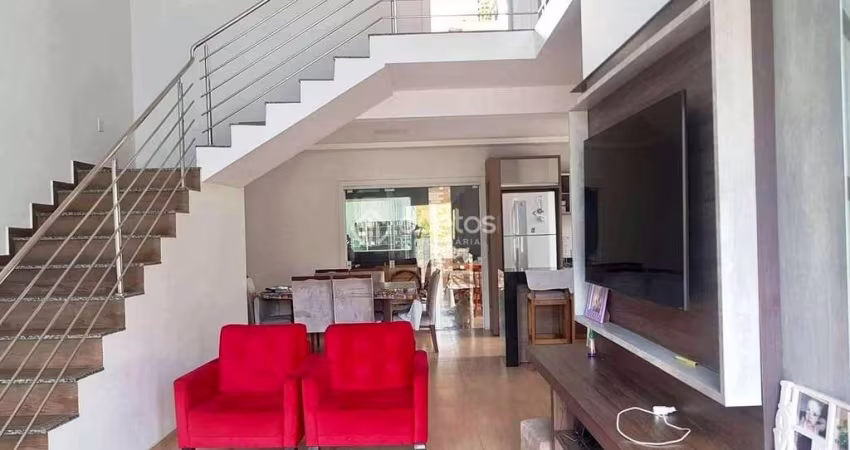 Casa com 4 dormitórios à venda e área de festas. 153 m² por R$ 790.000 - Guabiruba sul - Guabiruba/SC