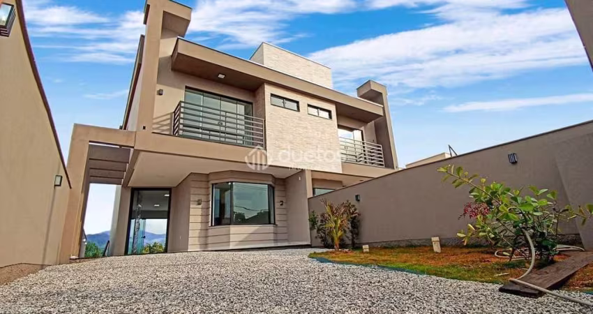 Casa 1 Suíte + 2 Dormitórios no Centro de Guabiruba