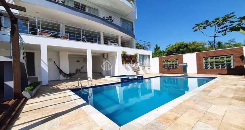 Casa com 4 dormitórios à venda, 517 m² por R$ 2.950.000,00 - Centro II - Brusque/SC