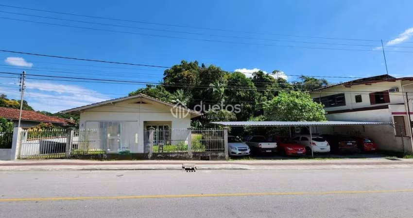 Terreno com Casa na Bulcão Viana