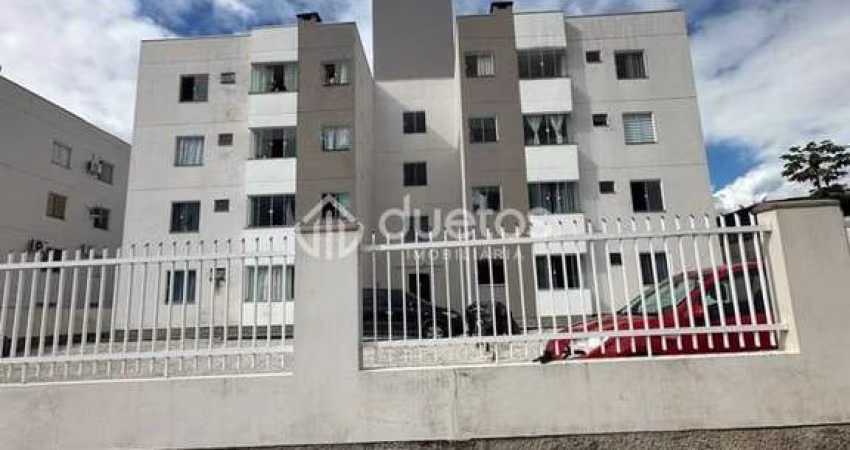 Apartameto Semi mobiliado para locação no bairro Dom Joaquim