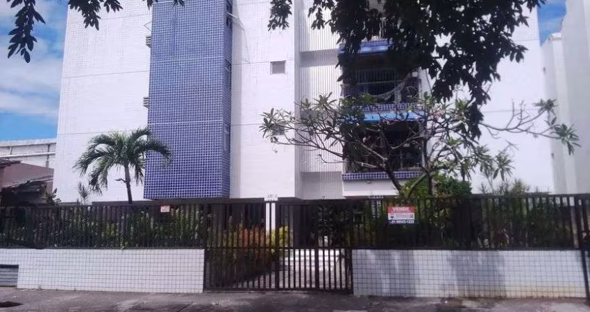 Apartamento com 120 metros quadrados e 3 quartos em Campo Grande - Recife - PE