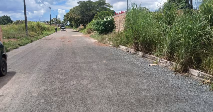 LOTE  A   VENDA 300M2  ESCRITURADO COM  TODA  INFRAESTRUTURA