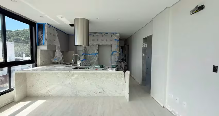 Linda cobertura mobiliada com 3 quartos a venda em Jurerê