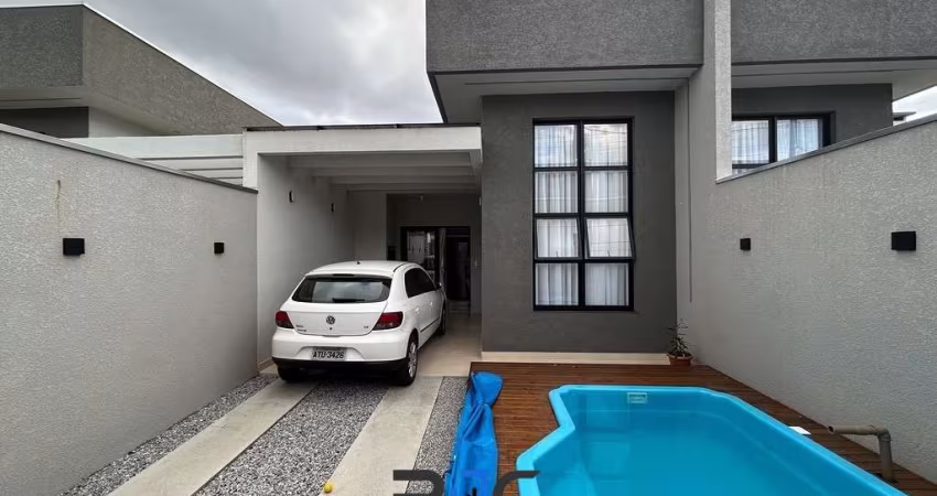 Casa três quartos com Piscina Riviera
