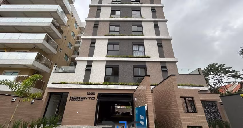 Apartamento duas suítes em Caiobá