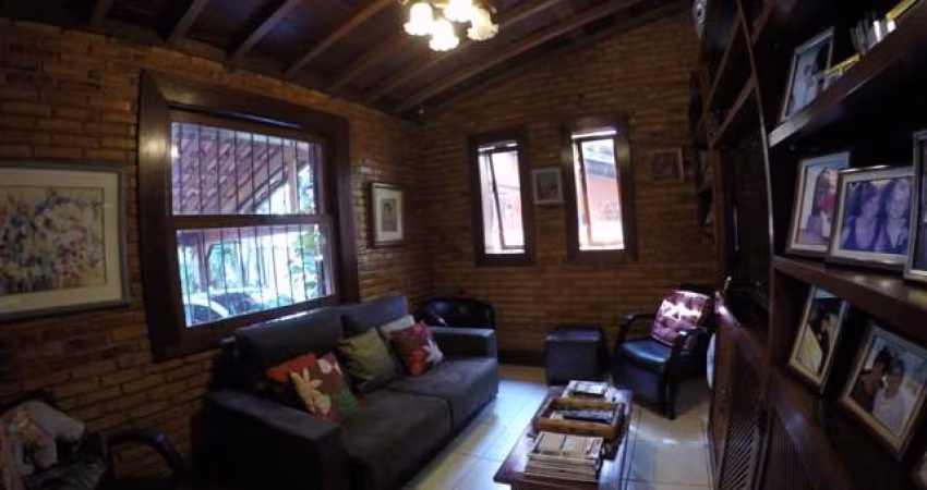 Casa com 4 quartos à venda na Pampulha, Belo Horizonte 