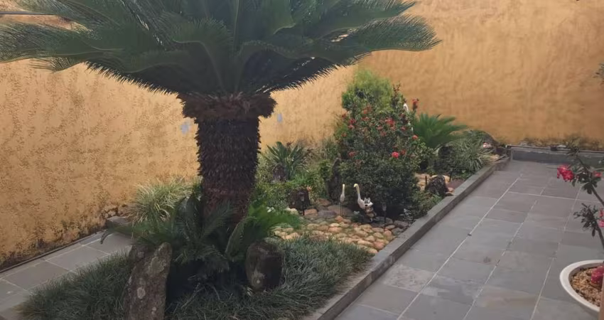 Casa com 4 quartos à venda no Castelo, Belo Horizonte 