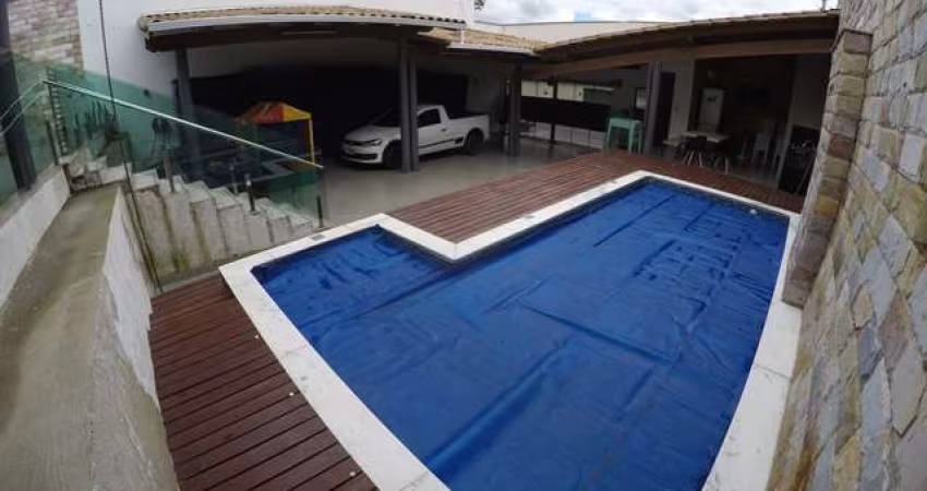 Casa com 4 quartos à venda na Santa Terezinha, Belo Horizonte 