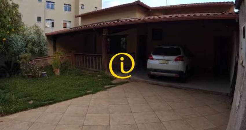 Casa com 3 quartos à venda em Ouro Preto, Belo Horizonte 