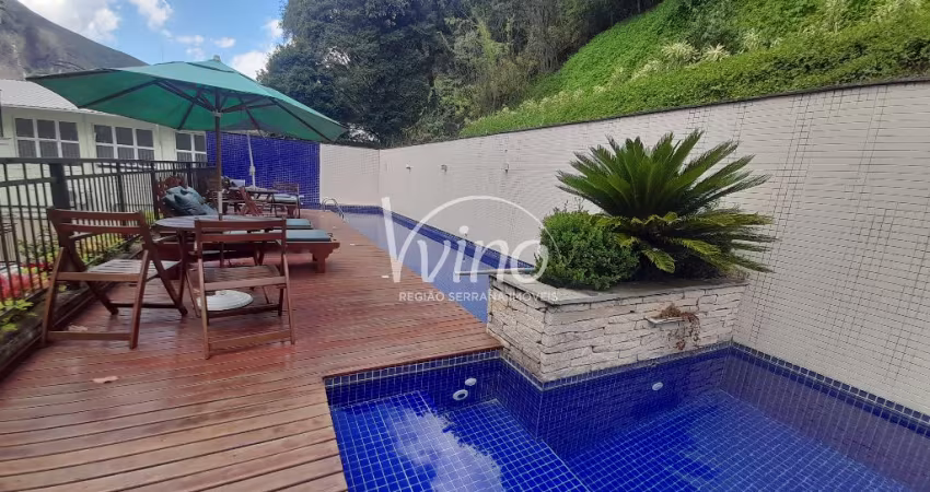 Loft Duplex de 01 Suíte no coração de Itaipava
