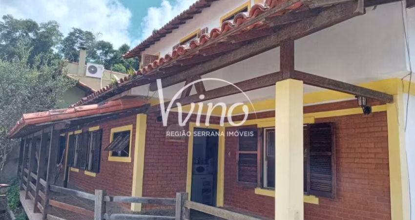CASA 04 QUARTOS EM ITAIPAVA R$ 590.000