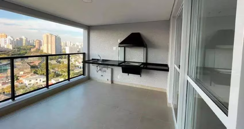 Apto de 163 m² com 3 ou 4 vagas e deposito, com vista para o ibirapuera e ao lado da estação do metrô.