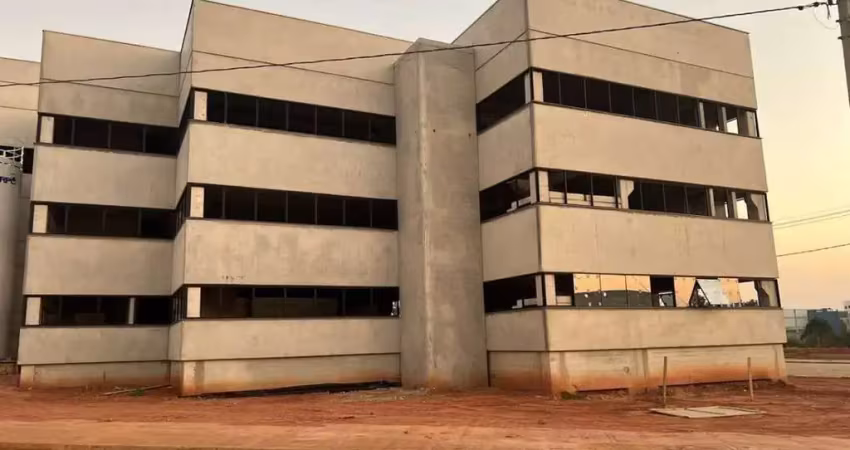Barracão / Galpão / Depósito para alugar na Moacyr Castro, 100, Éden, Sorocaba