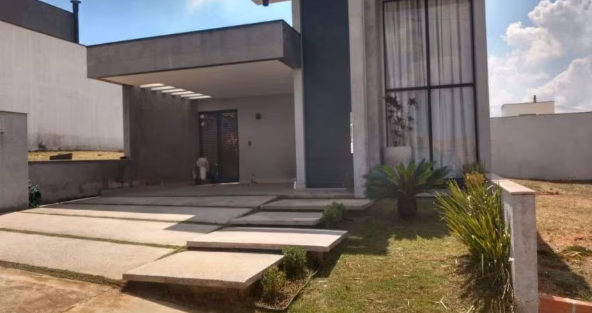 Casa à Venda em Condomínio Fechado – Conforto, Segurança e Sofisticação