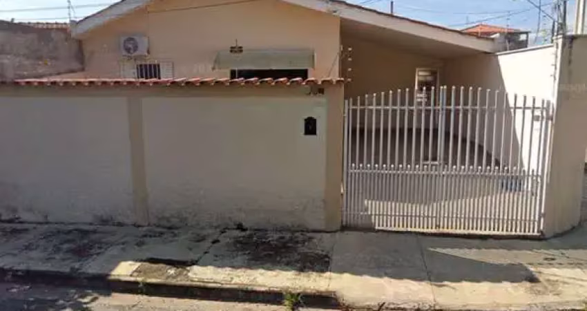 Casa ampla com suíte e edícula no jardim maria do carmo – 226m² de terreno