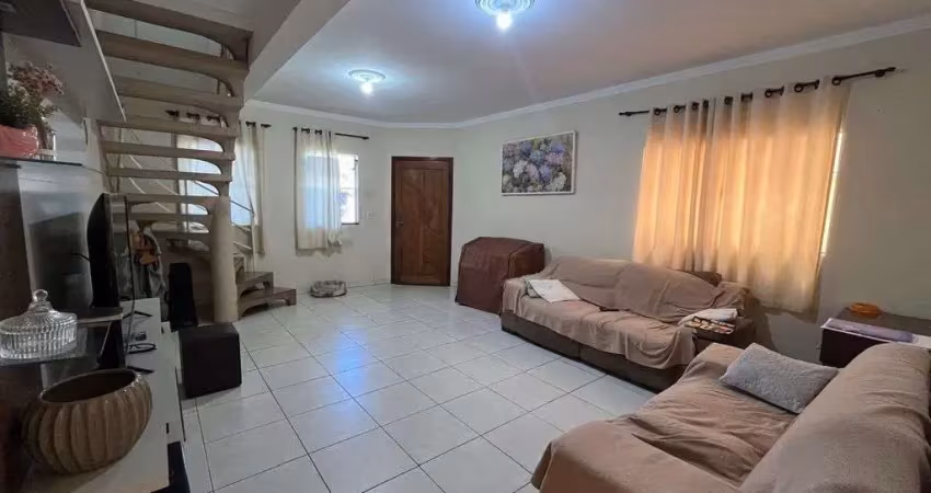 Sobrado com suíte e sacada na villa amato – conforto e localização!