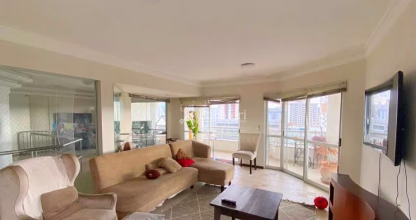 Apartamento com 3 quartos para alugar no Centro, Blumenau 
