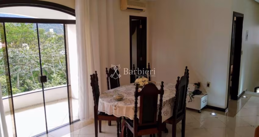 Casa com 4 quartos à venda no Garcia, Blumenau 