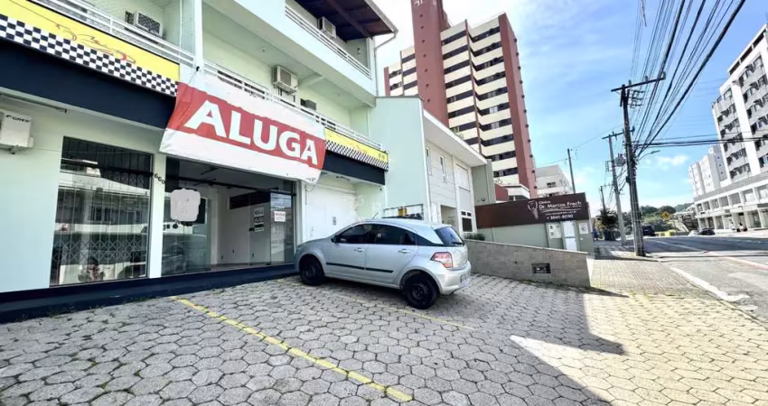 Barracão / Galpão / Depósito com 4 salas para alugar na Vila Nova, Blumenau 