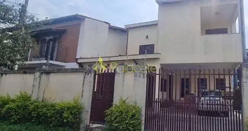 Casa à venda 4 Quartos, 1 Suite, 4 Vagas, São Benedito, Pindamonhangaba - SP