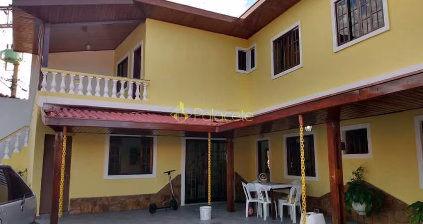 Casa à venda 4 Quartos, 1 Suite, 3 Vagas, 300M², Vila São José, Taubaté - SP