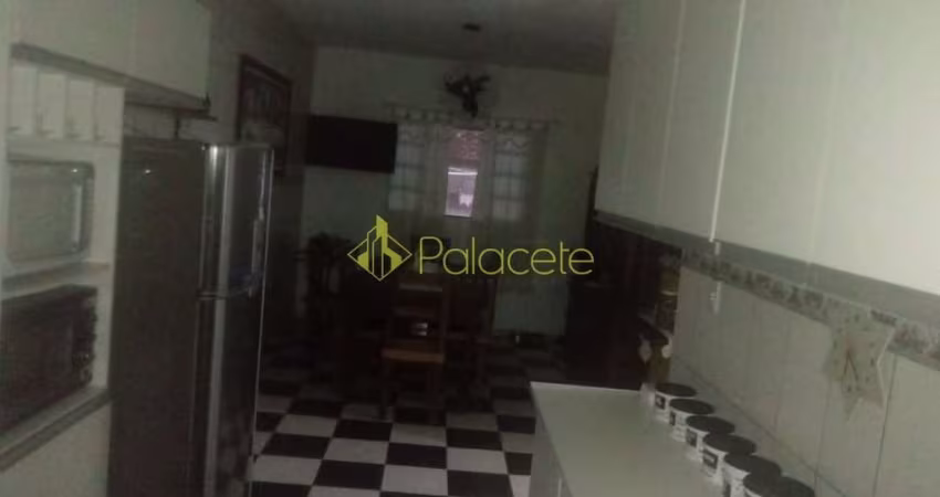 Casa à venda 3 Quartos, 1 Suite, 8 Vagas, 600M², Bom Sucesso, Pindamonhangaba - SP