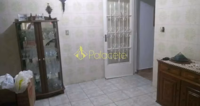 Casa à venda 4 Quartos, 1 Suite, 3 Vagas, 300M², Parque São Domingos, Pindamonhangaba - SP