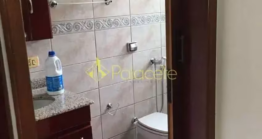 Casa à venda 3 Quartos, 1 Suite, 3 Vagas, 219M², Santana, Pindamonhangaba - SP