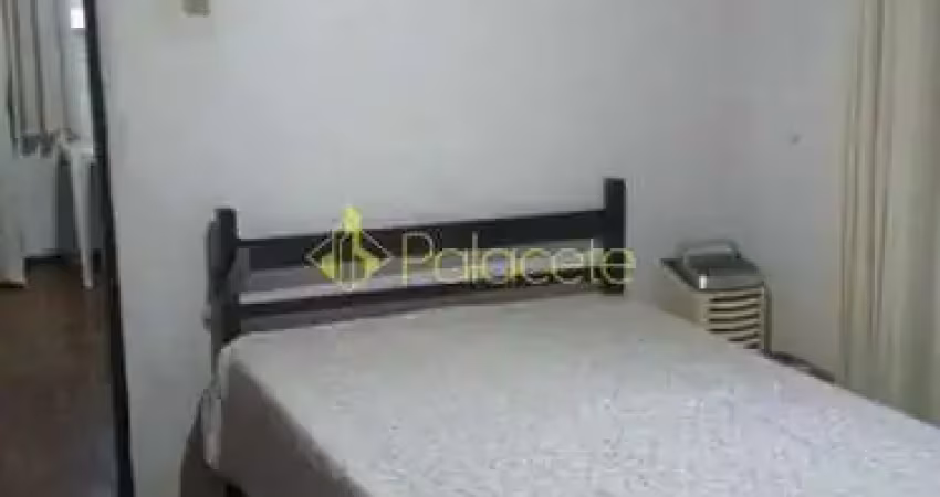 Casa à venda 7 Quartos, 1 Suite, 4 Vagas, 300M², Pedregulho, Guaratinguetá - SP