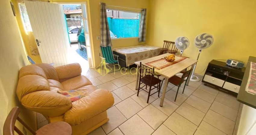 Casa à venda 2 Quartos, 2 Vagas, 6M², Centro, Ubatuba - SP