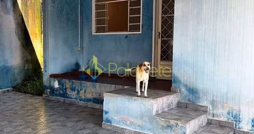 Casa à venda 2 Quartos, 2 Vagas, 250M², Conjunto Residencial Araretama, Pindamonhangaba - SP