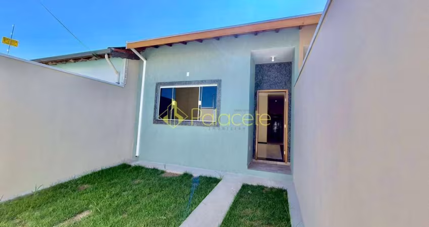 Casa à venda 2 Quartos, 1 Suite, 1 Vaga, 125M², Residencial Estoril, Taubaté - SP