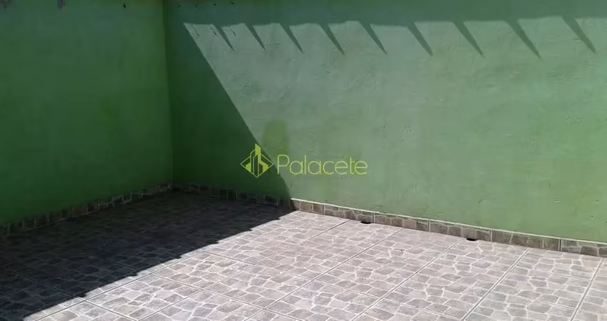 Casa à venda 2 Quartos, 2 Vagas, 100M², Conjunto Residencial Araretama, Pindamonhangaba - SP