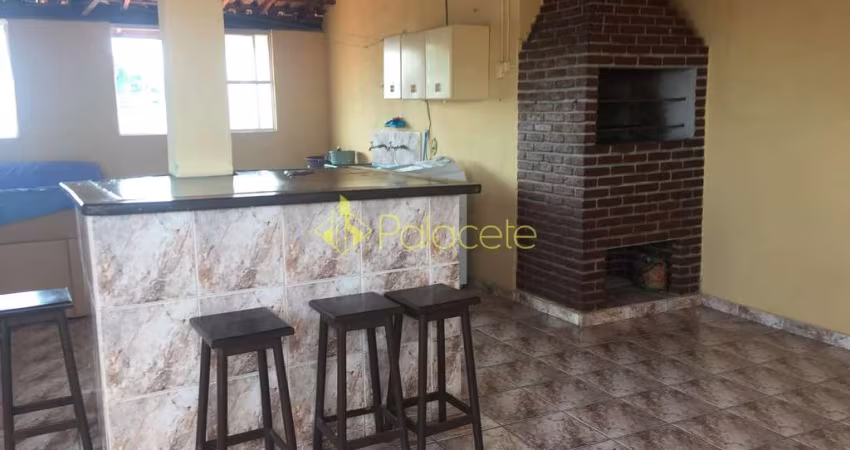 Casa à venda 4 Quartos, 2 Suites, 3 Vagas, 300M², Residencial Vale das Acácias, Pindamonhangaba - S