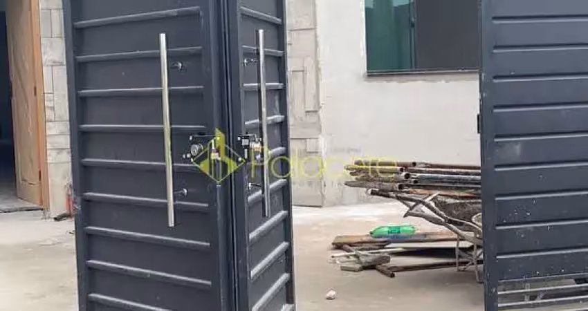 Casa à venda 2 Quartos, 1 Suite, 2 Vagas, 125M², Residencial e Comercial Portal dos Eucaliptos, Pin