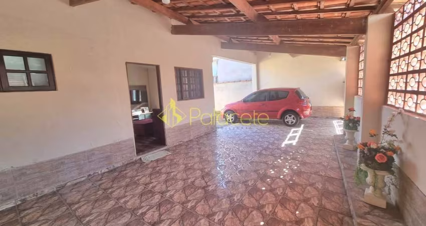 Casa à venda 3 Quartos, 1 Suite, 4 Vagas, 379.61M², Pedro Leme, Roseira - SP