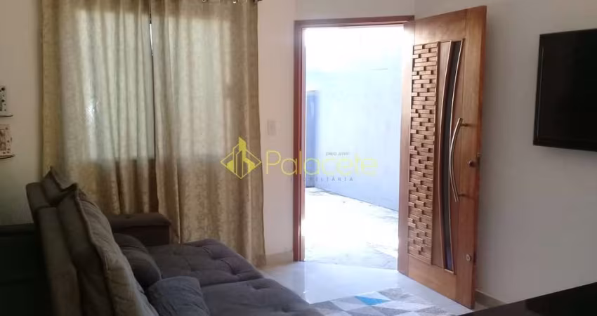 Casa à venda 3 Quartos, 2 Vagas, 125M², Residencial Mombaça, Pindamonhangaba - SP