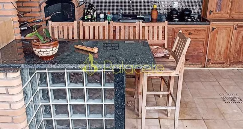 Casa à venda 3 Quartos, 1 Suite, 2 Vagas, 110M², Chácaras Reunidas Brasil, Taubaté - SP