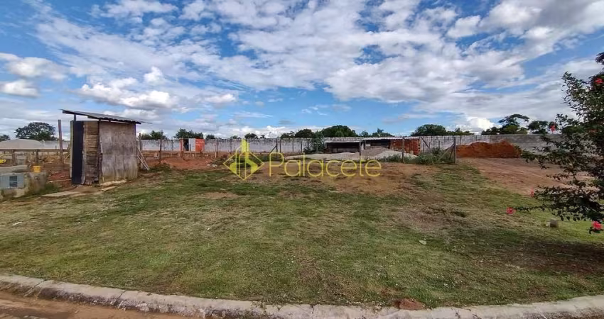 Terreno à venda 409M², Abaete, Taubaté - SP | Condomínio Lilian Schneider