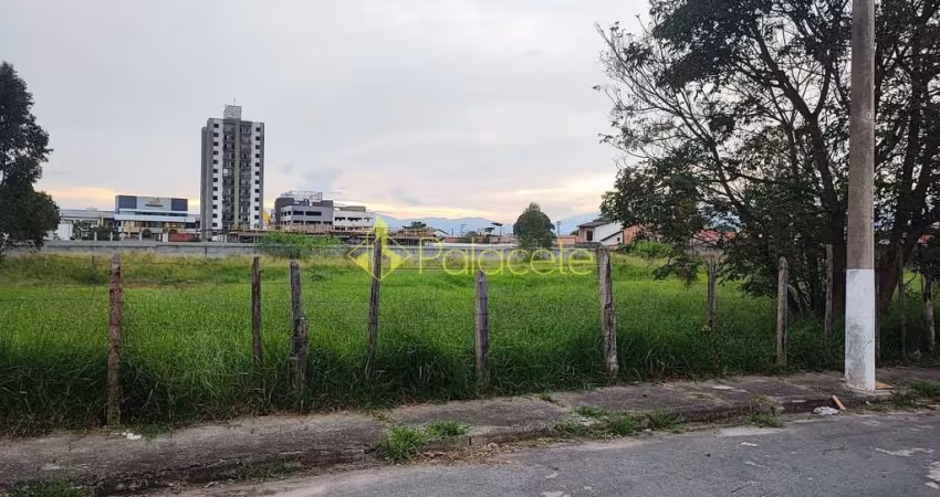 Terreno à venda 300M², Alto do Cardoso, Pindamonhangaba - SP