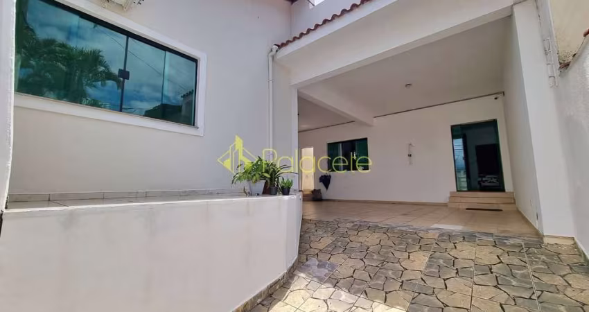 Casa à venda 4 Quartos, 4 Suites, 3 Vagas, 300M², Nova Guará, Guaratinguetá - SP