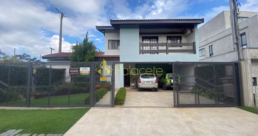 Casa à venda 3 Quartos, 1 Suite, 4 Vagas, 600M², Internacional Park, Guaratinguetá - SP