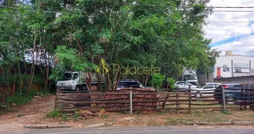 Terreno à venda 2400m², esplanada independência, taubaté - sp