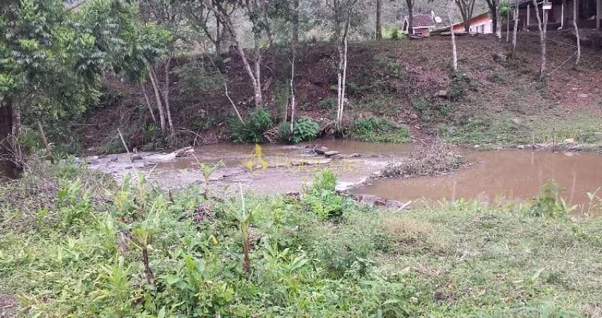 Chácara à venda 3 Quartos, 4 Vagas, 10000M², Ribeirão Grande, Pindamonhangaba - SP