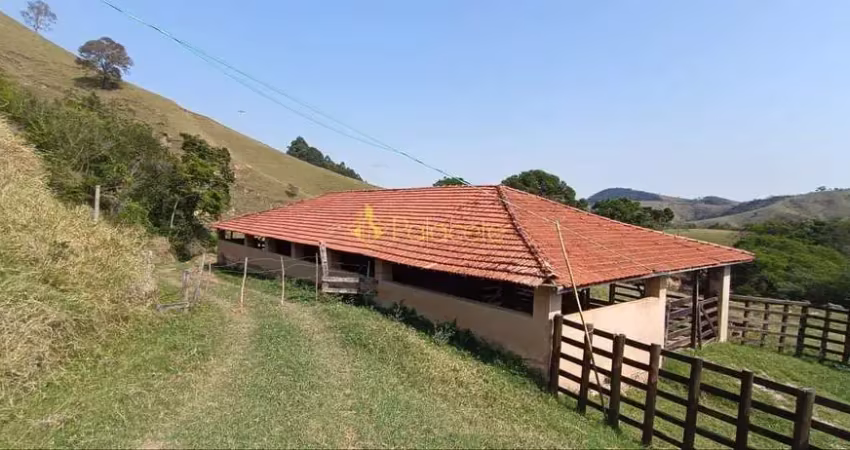 Chácara / sítio à venda no Centro, Cunha 