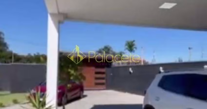 Chácara à venda 4 Quartos, 4 Suites, 4 Vagas, 1600M², Mandú, Pindamonhangaba - SP